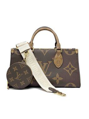 Louis Vuitton Handbag Shoulder Monogram Giant on the Go East West